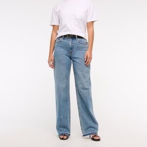 Abercrombie & Fitch Curve Love High Rise 90s Relaxed Jean